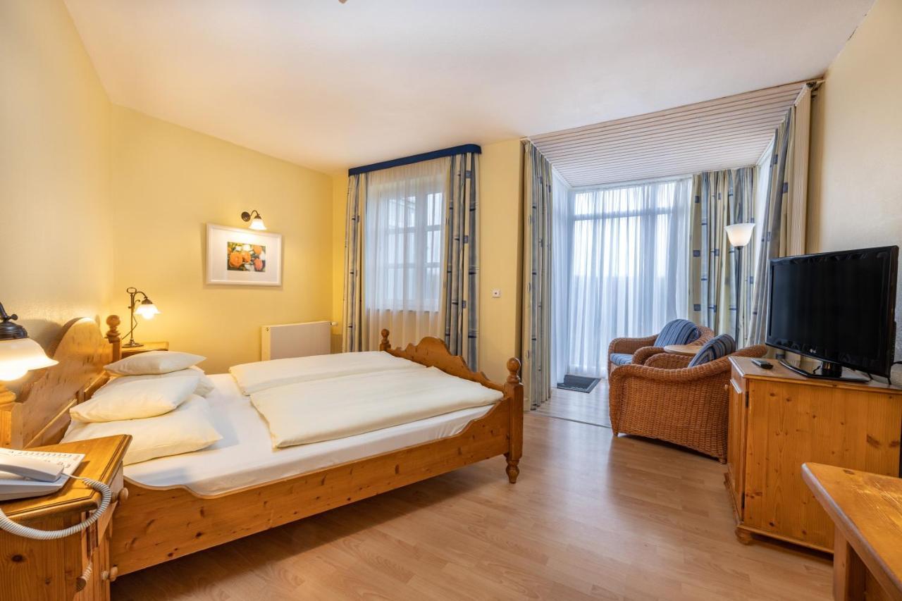 Haus Am Meer Hotell Ahrenshoop Exteriör bild