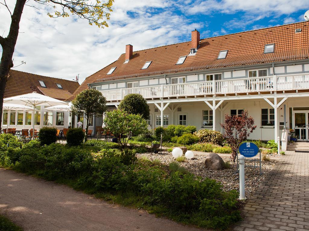 Haus Am Meer Hotell Ahrenshoop Exteriör bild