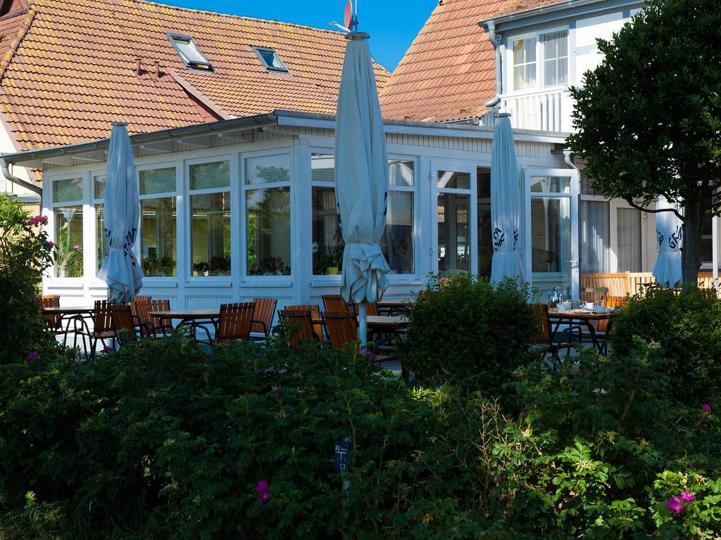 Haus Am Meer Hotell Ahrenshoop Exteriör bild