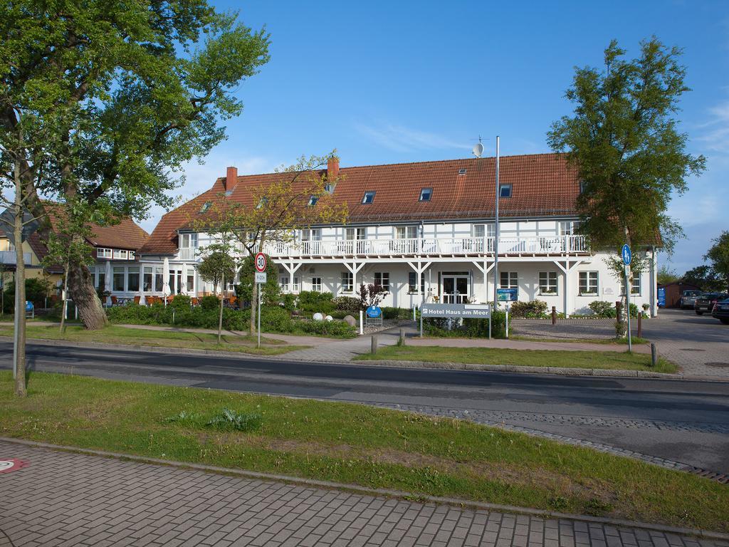 Haus Am Meer Hotell Ahrenshoop Exteriör bild