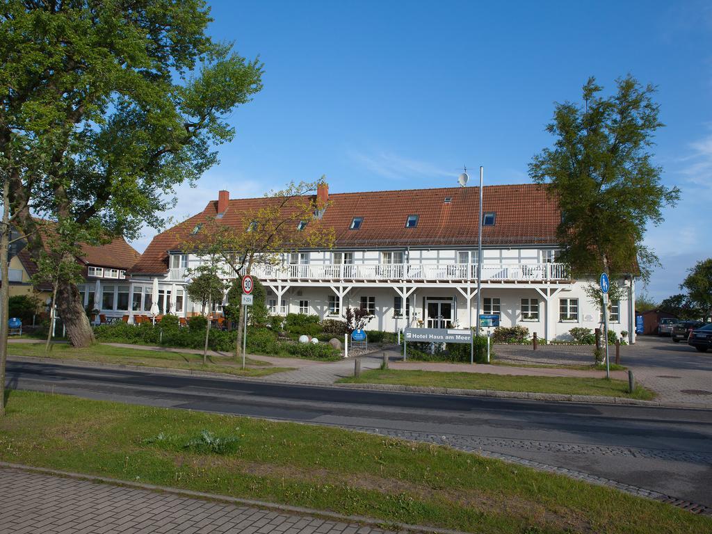 Haus Am Meer Hotell Ahrenshoop Exteriör bild